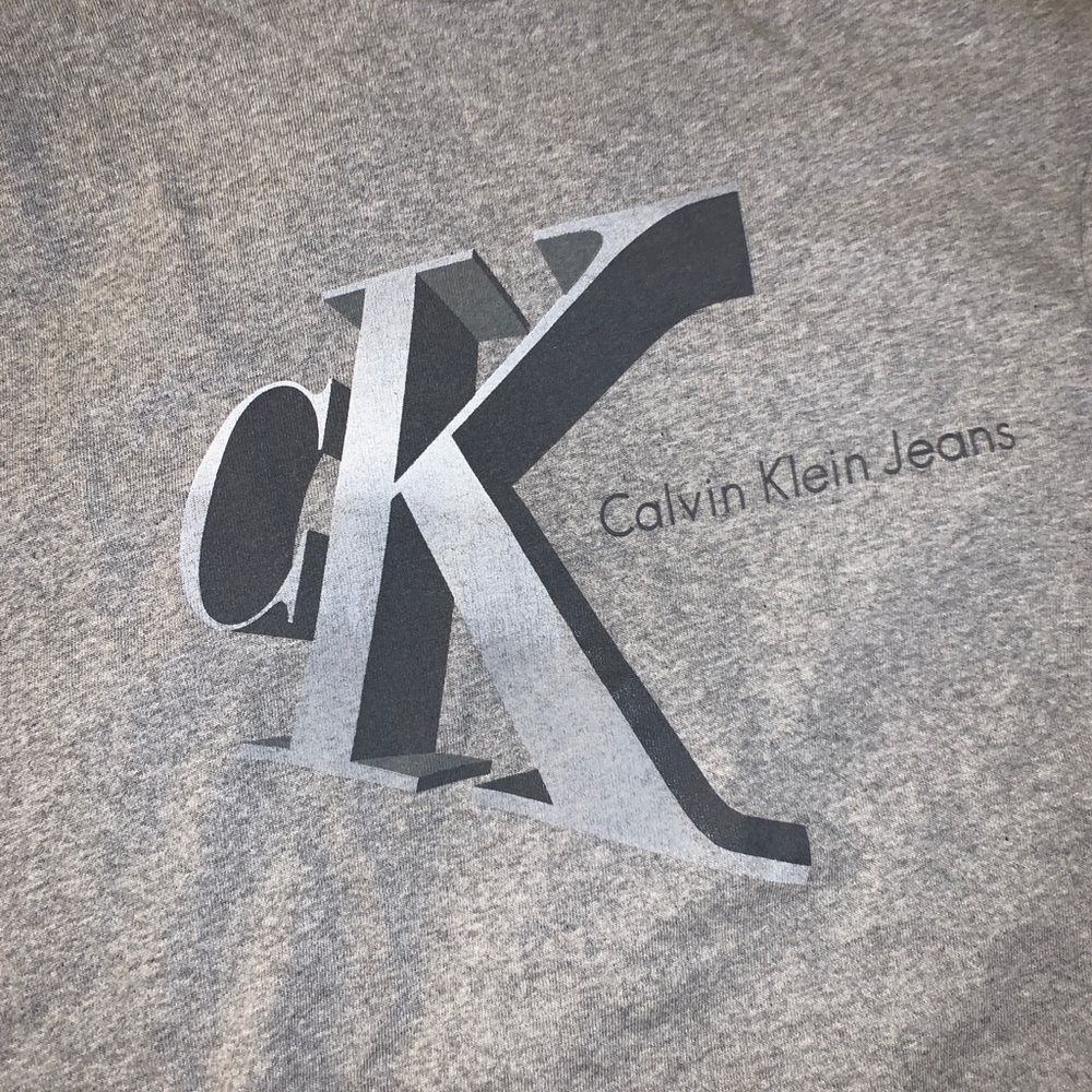 Vintage 90’s Calvin Klein Original Logo T-shirt - Picture 2 of 5